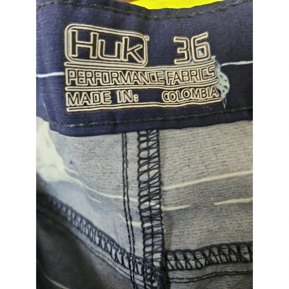 Huk Shorts Mens 36  Swordfish Print 11